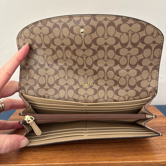 Coach Tan Crossgrain Leather Brown Signature Pop Envelope Wallet - Picture 7 of 16